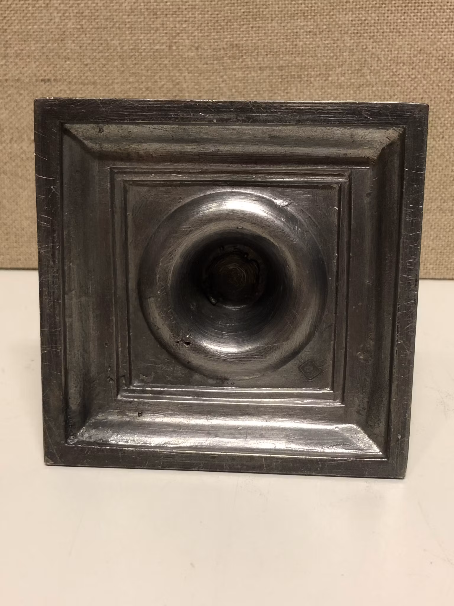 CANDLEHOLDER, tin, baroque style, 20th century.