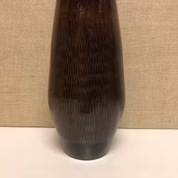 VAS, keramik, "Flamma" nr. 2611, Ingrid Atterberg, Uppsala Ekeby, 1960-tal.