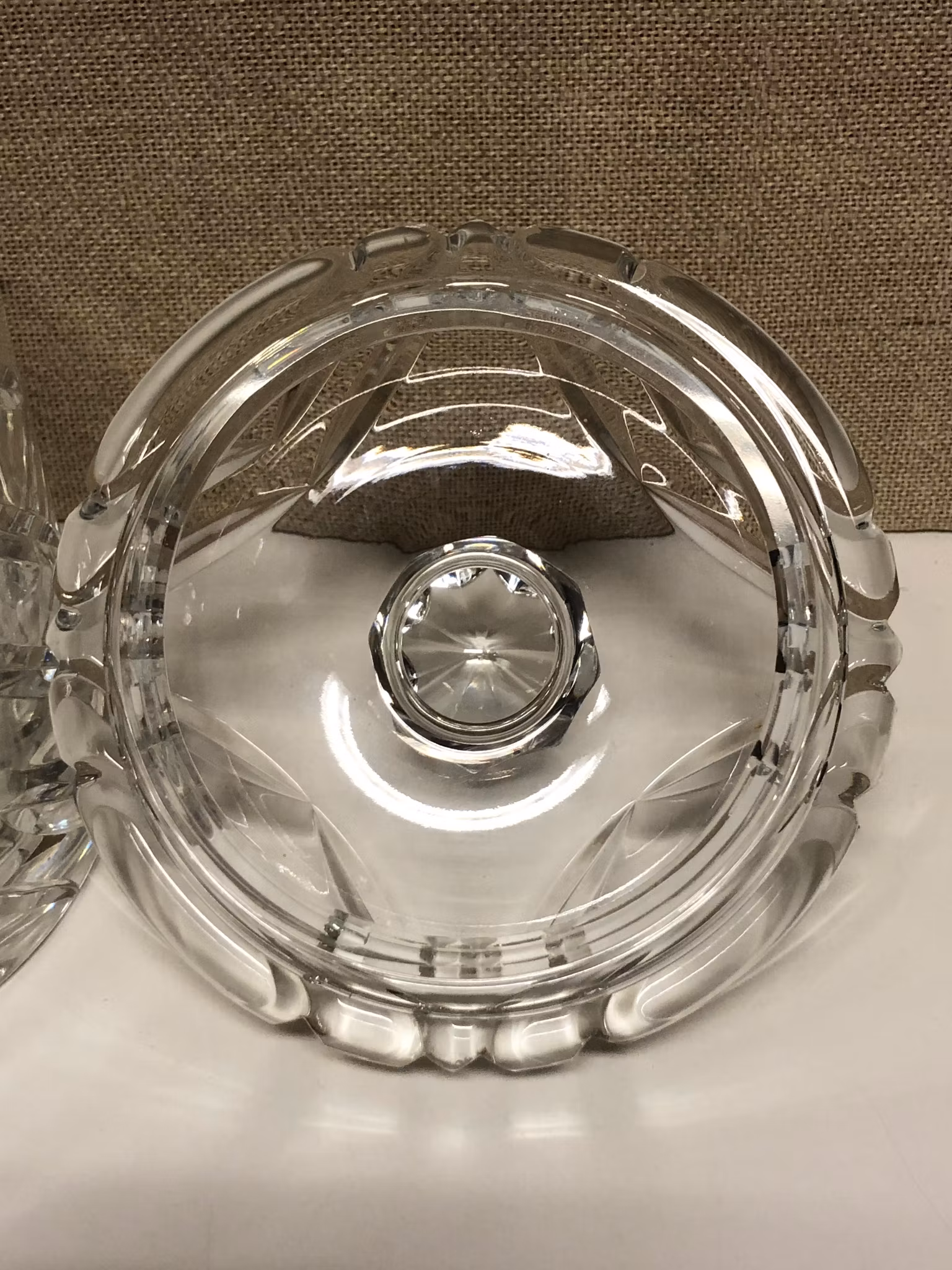 JAR WITH LID, crystal, 1900s.