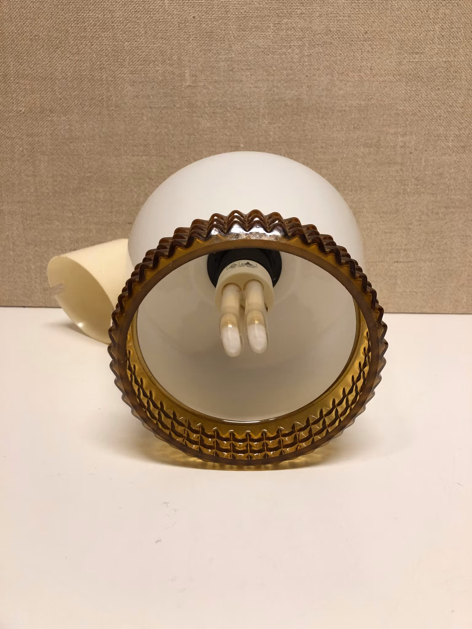 TAKLAMPA, glas/teak/mässing, 1960-tal.