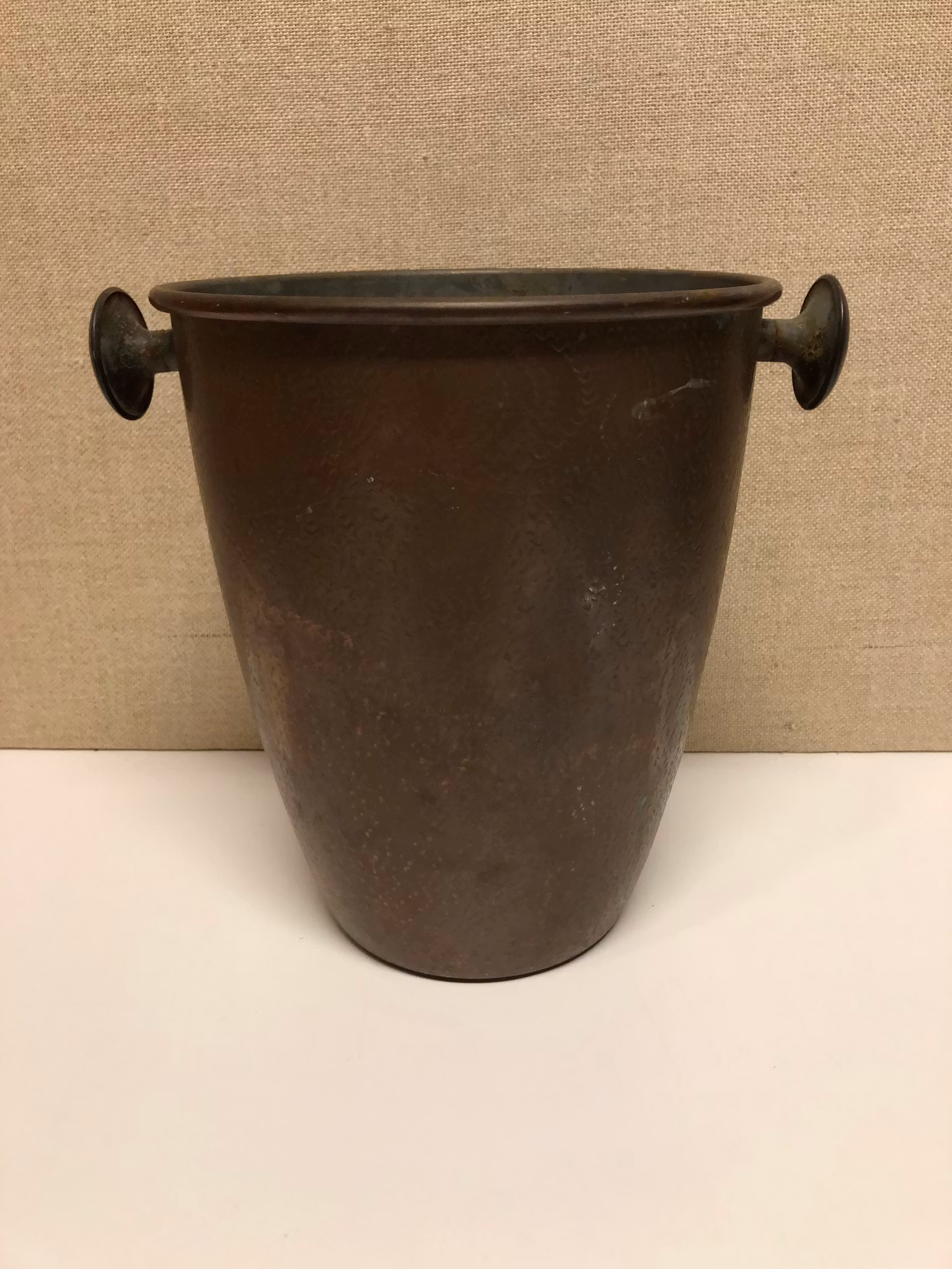 CHAMPAGNE COOLER, copper, first half of the 20th century.