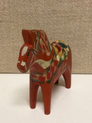 DALAHÄST, bemålat trä, 1900-talets andra hälft.