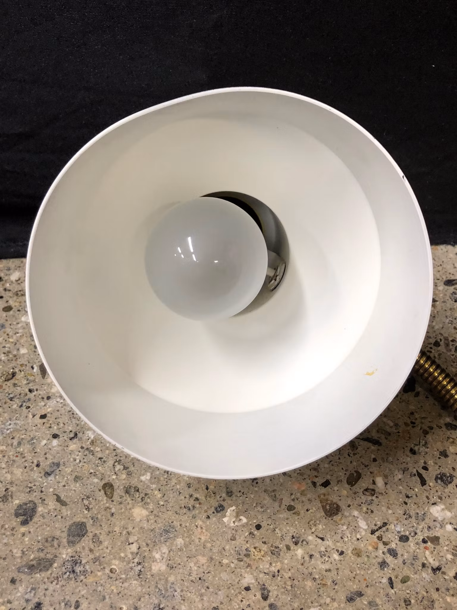 GOLVLAMPA, metall, EWÅ, Värnamo.