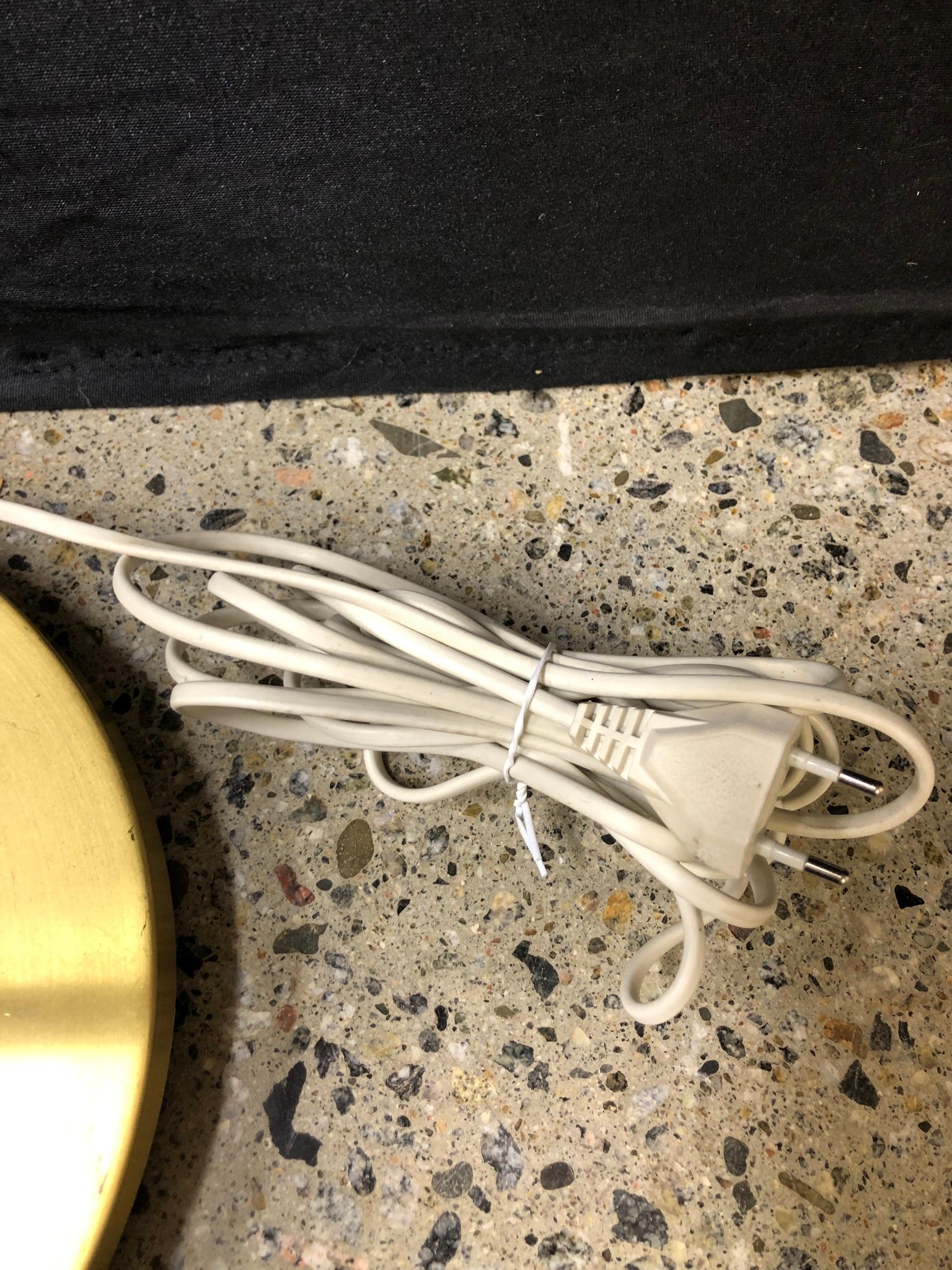 GOLVLAMPA, metall, EWÅ, Värnamo.