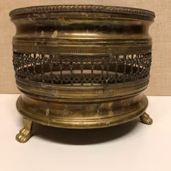 YTTERFODER, mässing, 1900-talets andra hälft.