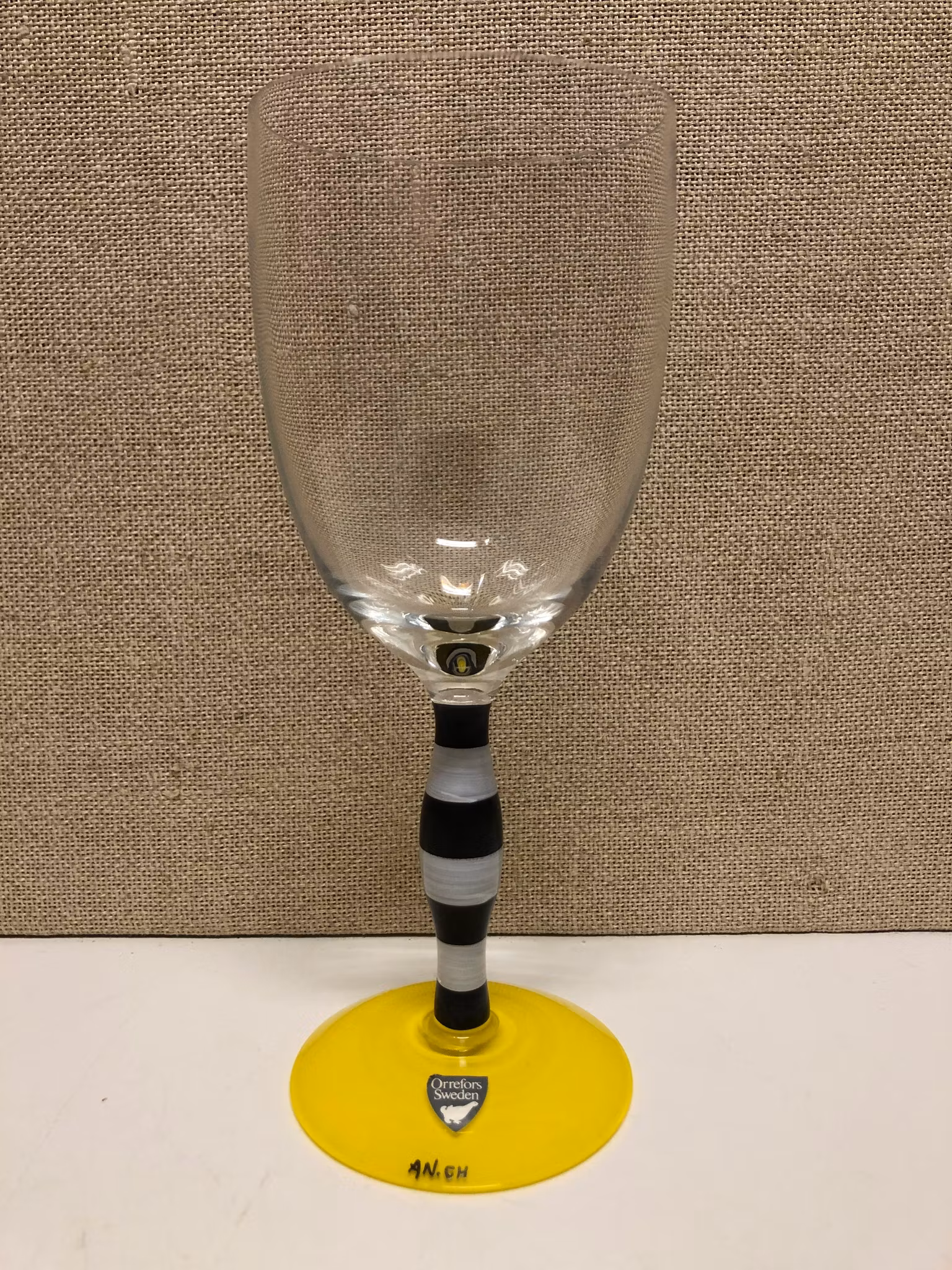 WINE GLASS, "Polka" Anne Nilsson, Orrefors, second half of the 20th century.