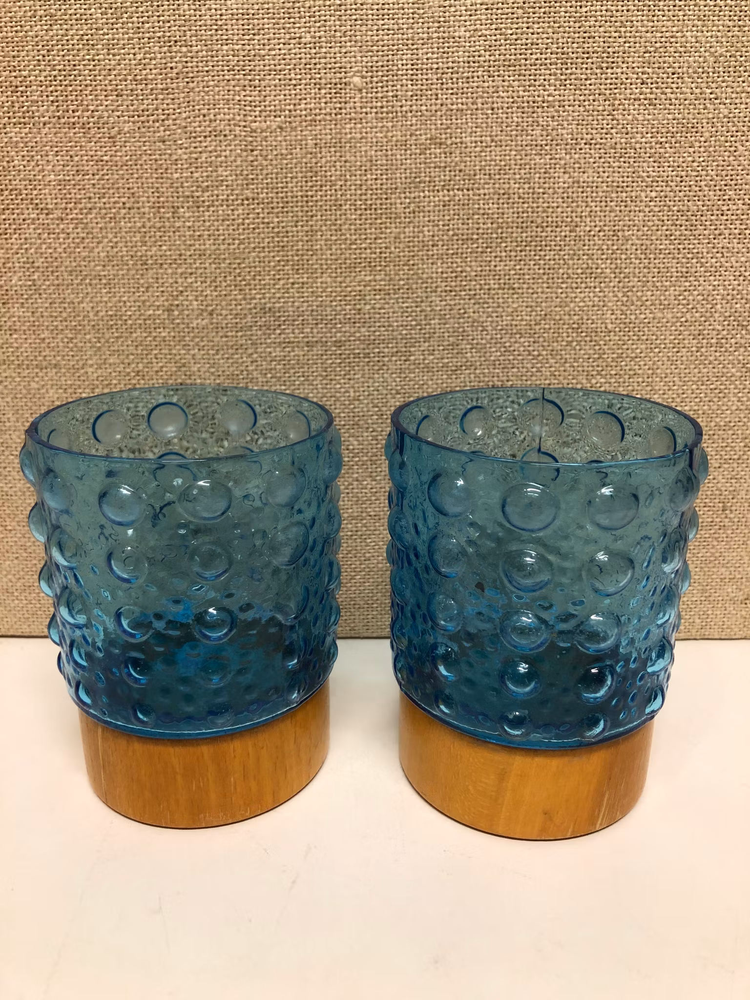 LJUSLYKTOR, ett par, glas, trä 1960/70-tal