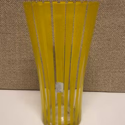 GLAS, Gult "Strikt" Bengt Orup, Johannesfors, 1950-tal.