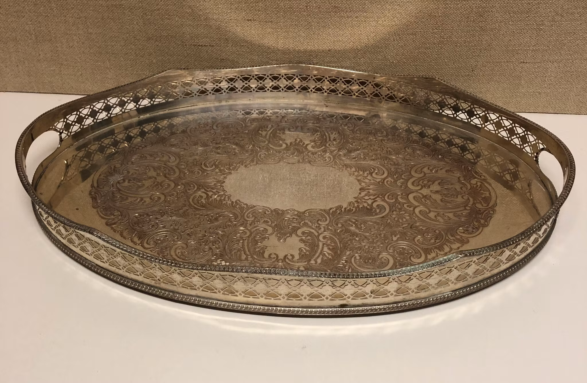 BRICKA, silver på koppar, 1900-talets andra hälft.