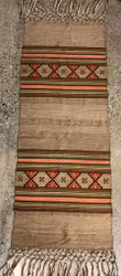 DUK, ull, handvävd, broderad, 1900-talets första hälft.