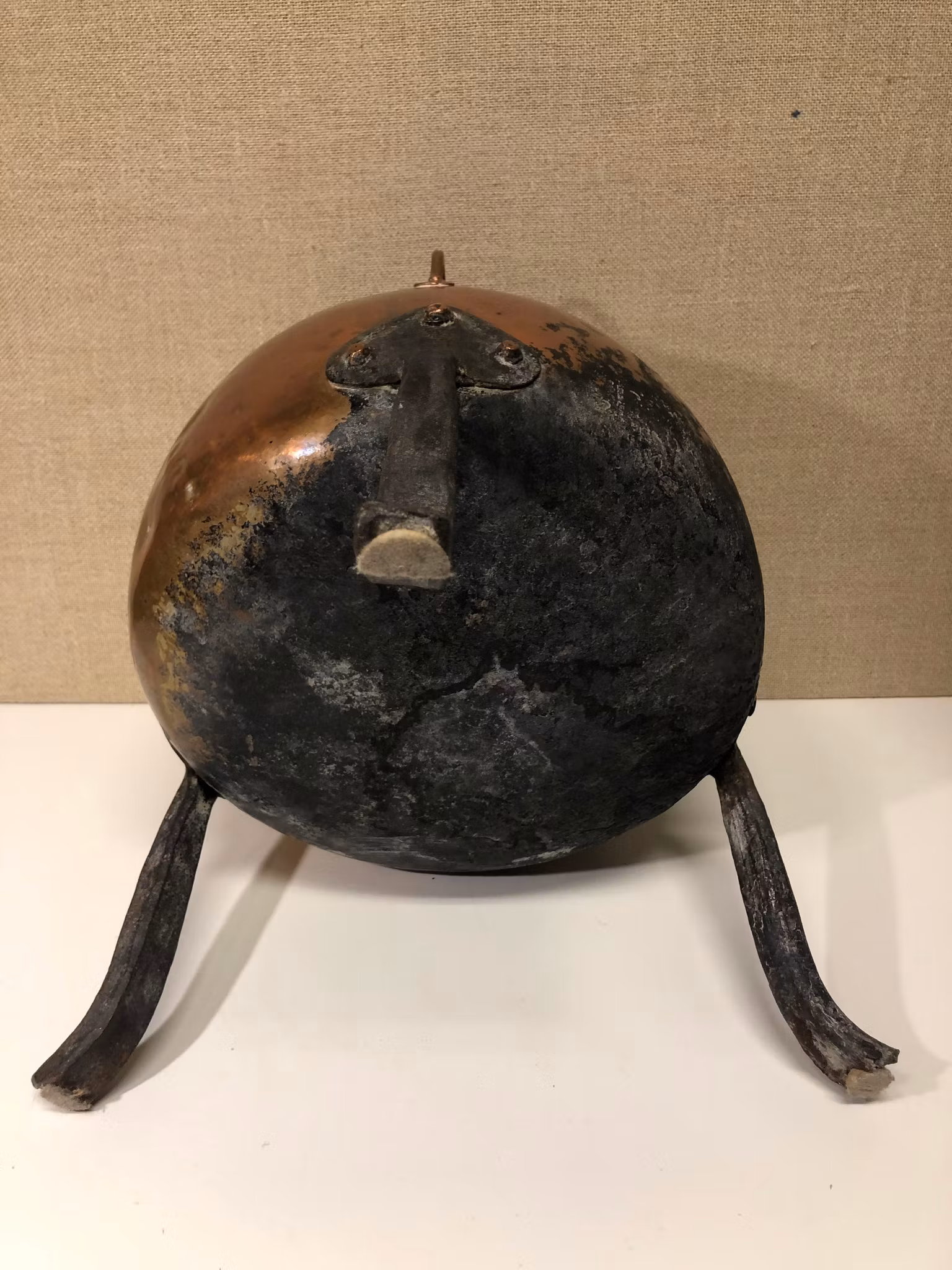 COPPER POT, three legs, JA Olsson, 19th century.