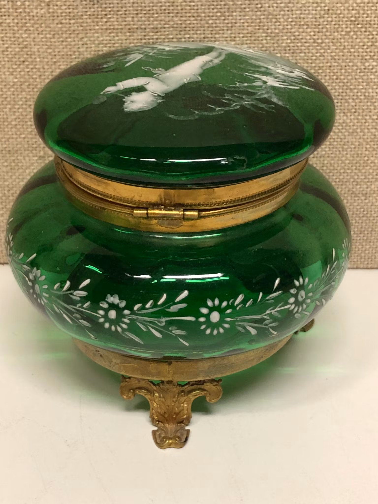 ASK, glas/mässing,  Mary Gregory stil, 1900-talets början.