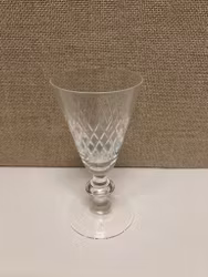 SNAPSGLAS, "Diamant" Vicke Lindstrand, Kosta.