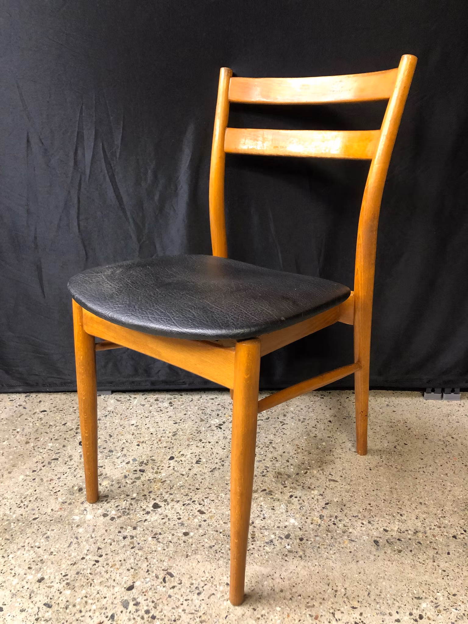 STOL, bok, svart läderimitation, "Terje" Ikea, 1960/70-tal.