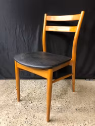 STOL, bok, svart läderimitation, "Terje" Ikea, 1960/70-tal.