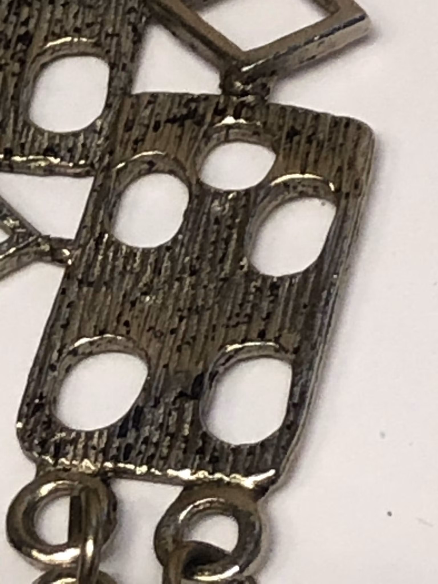 Necklace, pewter, stamped P63