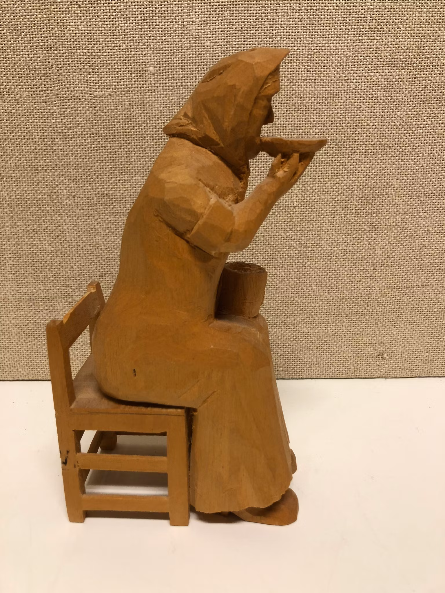 SKULPTUR, trä, "Kaffe slurken" Paul Forsgren, Torrböle Nordmaling.