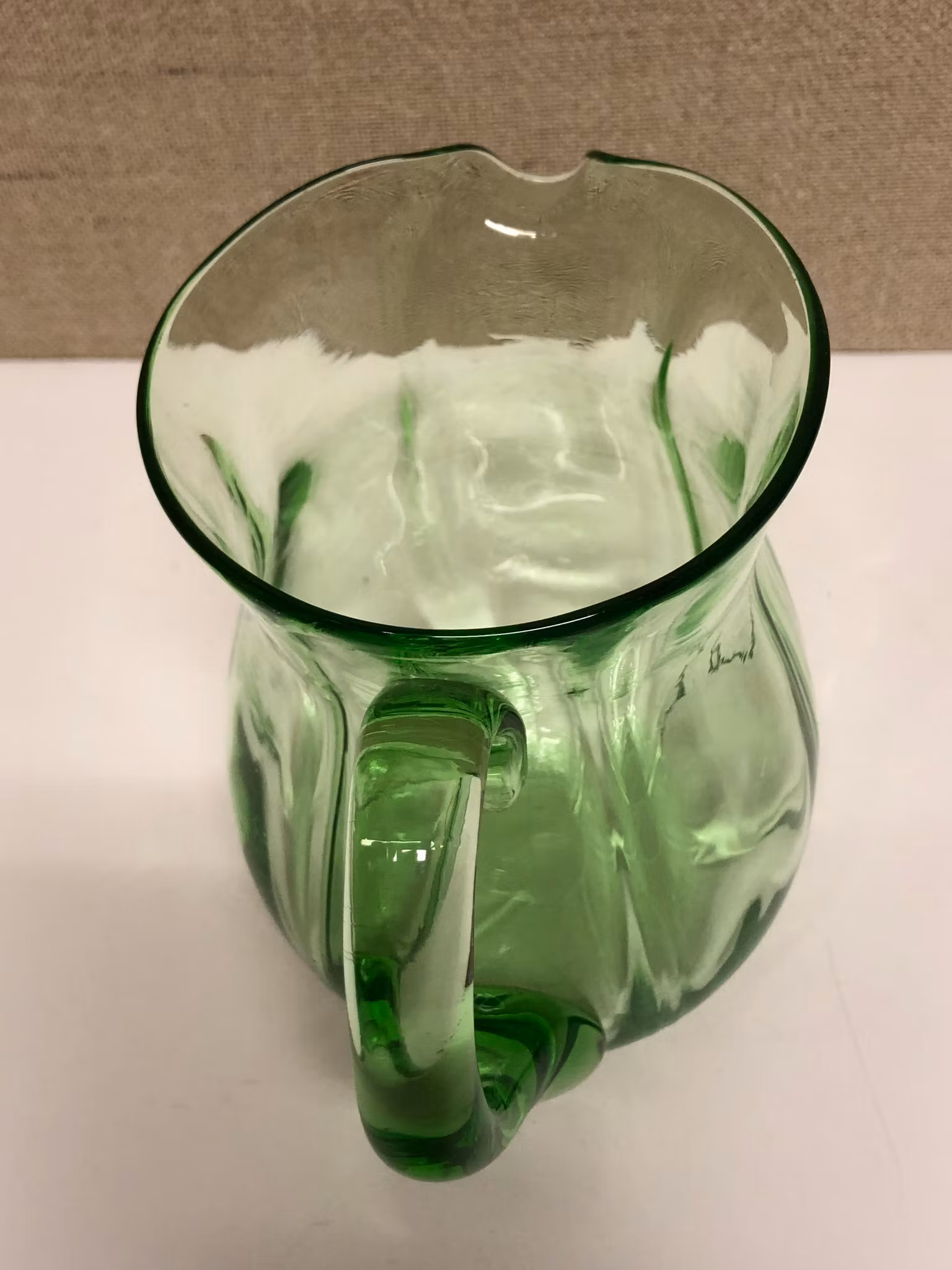 TILLBRINGARE, glas, 1900-tal.