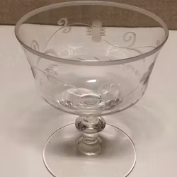 CHAMPAGNESKÅL, glas, 1900-talets första hälft.