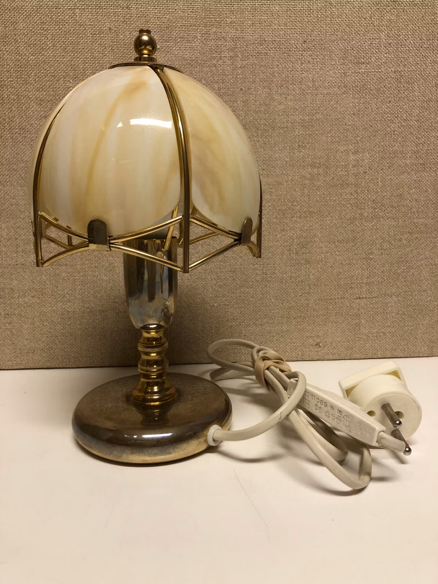 BORDSLAMPA, mässing/glas, Rejmyre armaturfabrik, 1980-tal.