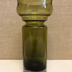 TAMARA ALADIN. Vase, glass, "Tulppaani", Riihimäen Lasi.