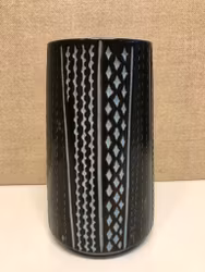 MARI SIMMULSON. Turitz & Co, Vas, keramik, Uppsala Ekeby, 1960-tal.