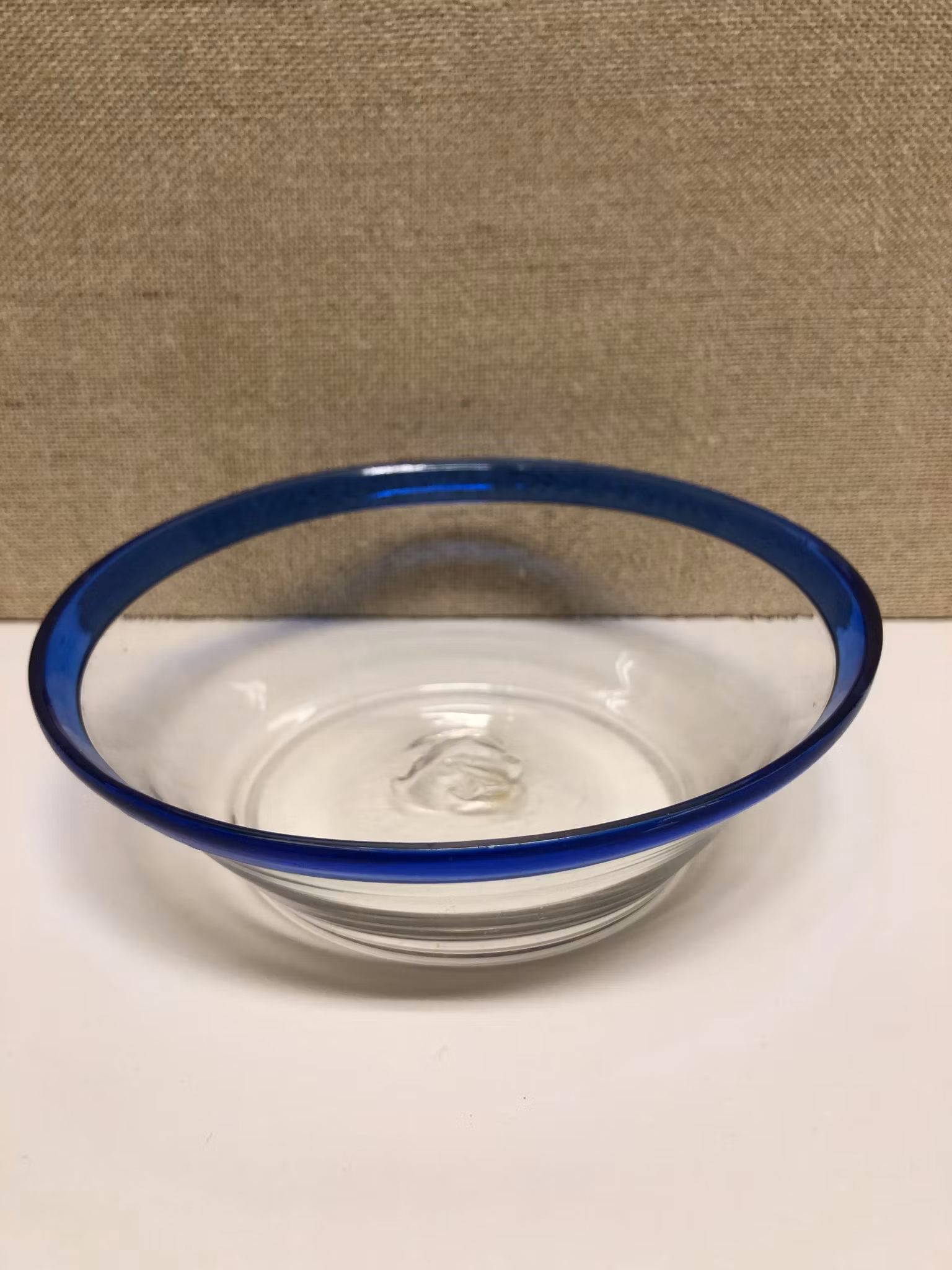 FILBUNKSSKÅL, glas, handblåst, 19/1800-tal.