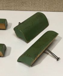 MÖBELHANDTAG 6 st. trä, 1930/40-tal.