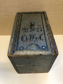 LÅDA, skjutlock, allmoge, original målat, ONS samt daterad 1827.