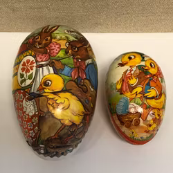 PÅSKÄGG 2 st. papper, 1900-talets andra kvartal.