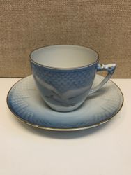 KAFFEKOPP & FAT, porslin, "Måsen", Fanny Garde, Bing & Gröndahl, Danmark.
