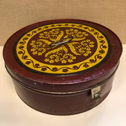 PLÅTBURK, 1900-talets första del.