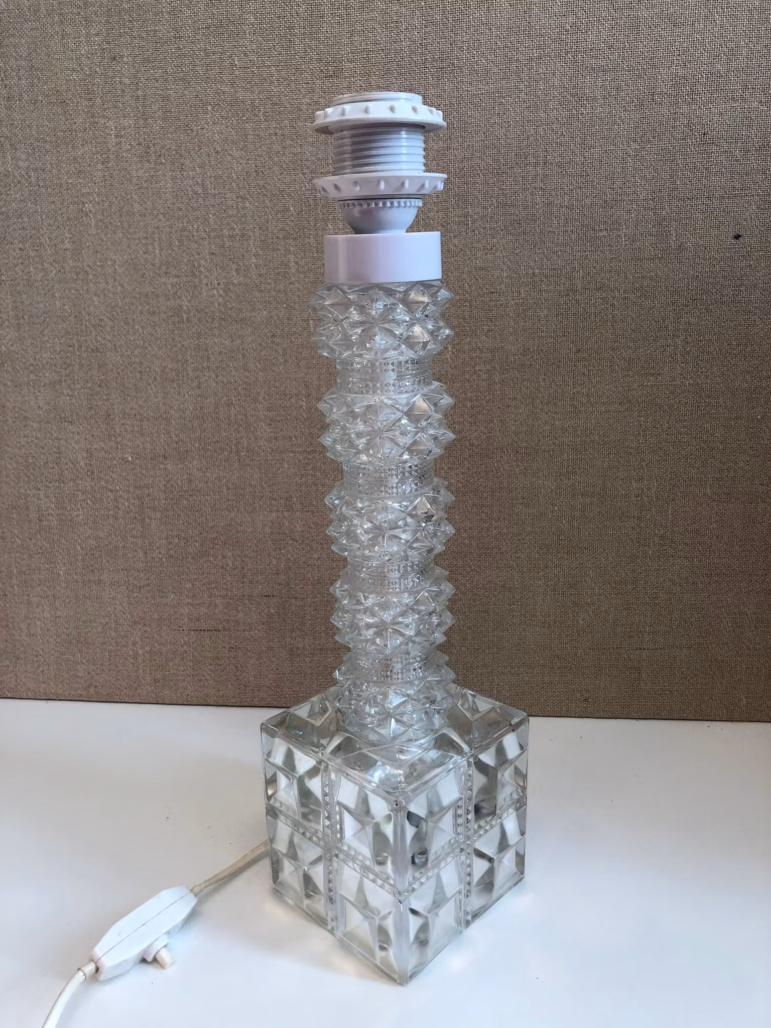 BORDSLAMPA, glas, 1960/70-tal.