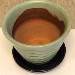 FLOWER POT WITH SAUCER, ceramic, "Ann", Uppsala-Ekeby, mid-20th century.