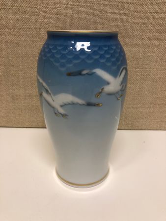 VASE, porcelain, "The Seagull" Bing & Grondahl, Denmark.