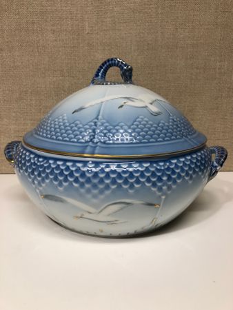 TERRIN WITH LID, porcelain, "The Seagull", Fanny Garde, Bing & Grondahl, Denmark.