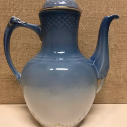 COFFEE POT, porcelain, "The Seagull", Fanny Garde, Bing & Grondahl, Denmark.