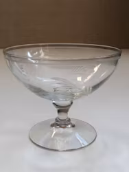 CHAMPAGNEKUPOR, glas, 1900-talets första hälft.