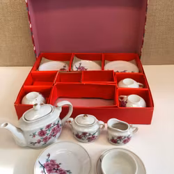 DOCKSERVIS TE, 15 delar, porslin, 1900-talets mitt.