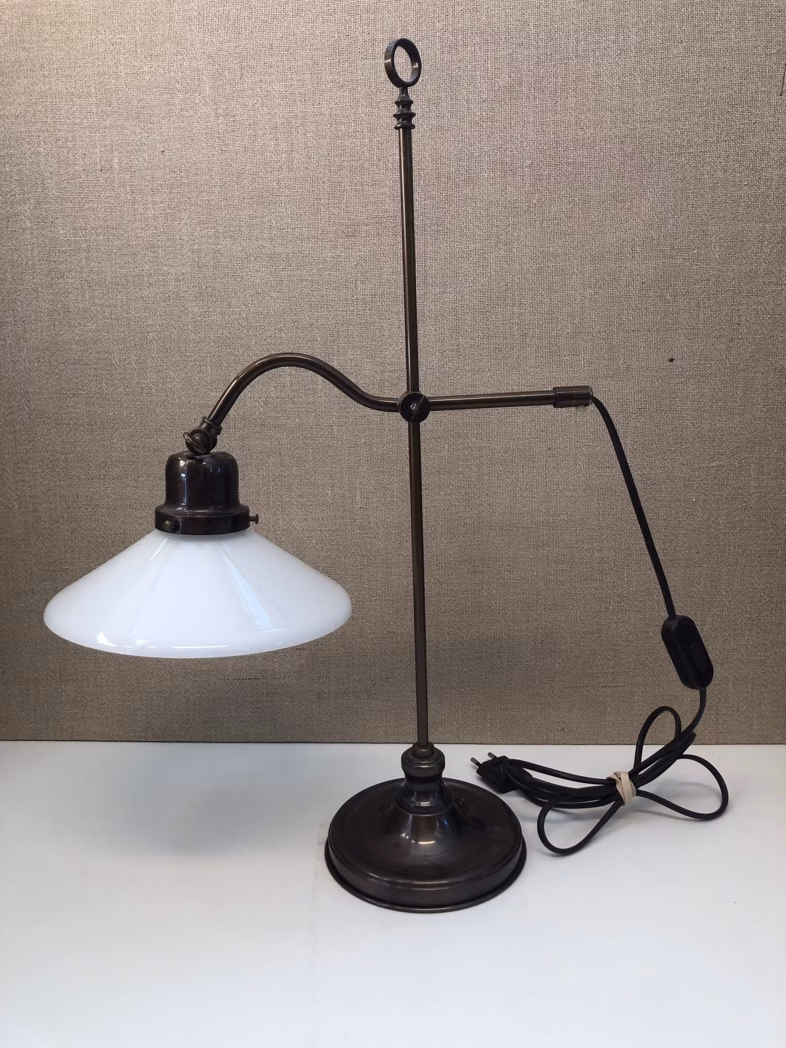 BORDSLAMPA, metall/glas, Konsthantverk AB, 19/2000-tal.