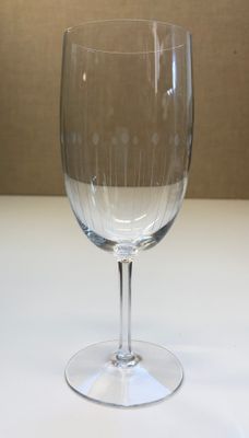 NILS LANDBERG. Rödvinsglas, Gothenburg", Orrefors.