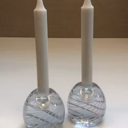 LJUSSTAKAR, ett par, glas, 1900.talets andra hälft.