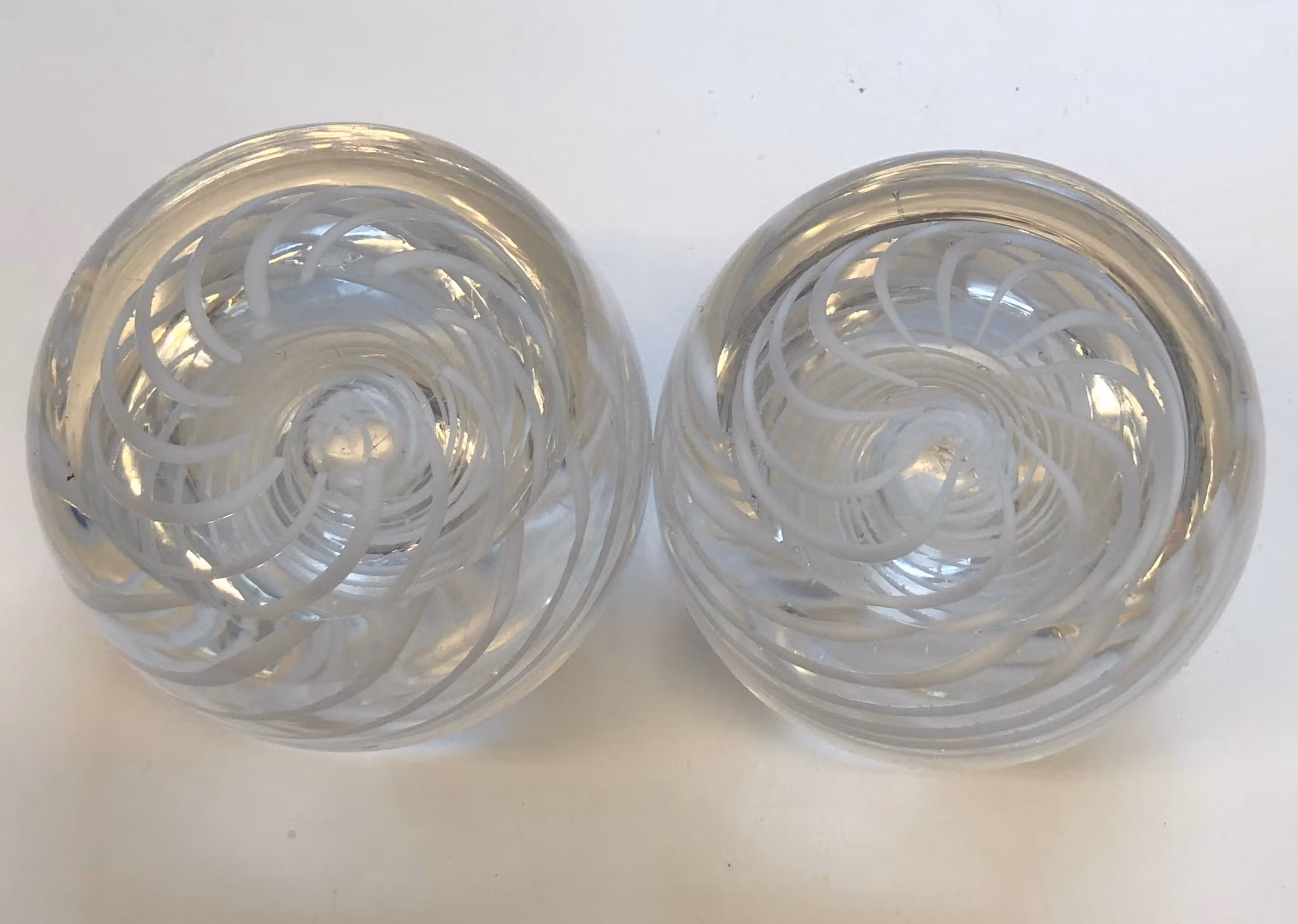 LJUSSTAKAR, ett par, glas, 1900.talets andra hälft.
