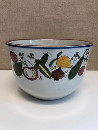 SALAD BOWL, "Pernille series" porcelain, Knabstrup, Denmark, second half of the 20th century.