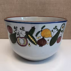 SALAD BOWL, "Pernille series" porcelain, Knabstrup, Denmark, second half of the 20th century.