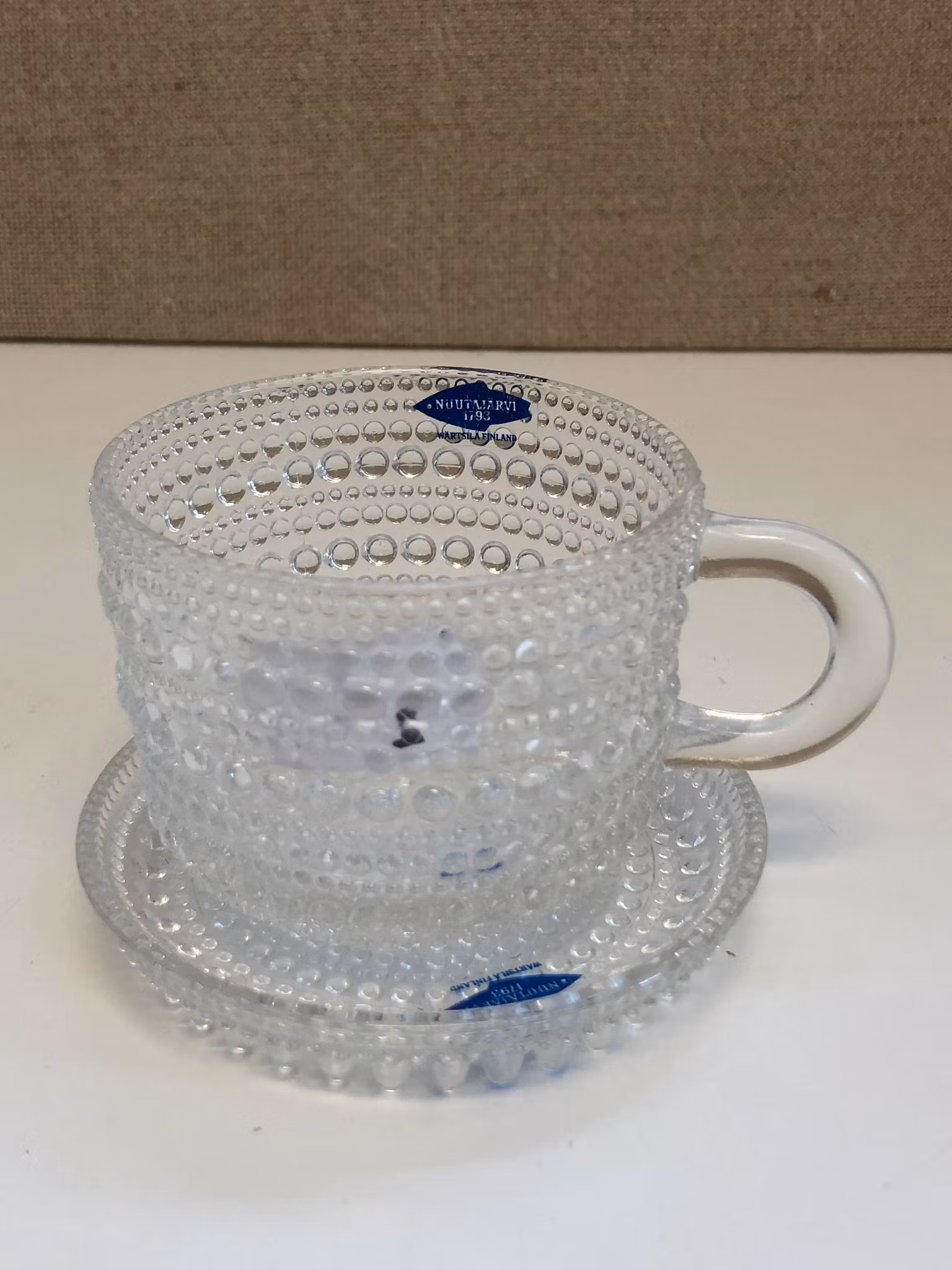 KOPP MED FAT, glas, " Kastehelmi", Nuutajärvi Notsjö, 1900-talets andra hälft.
