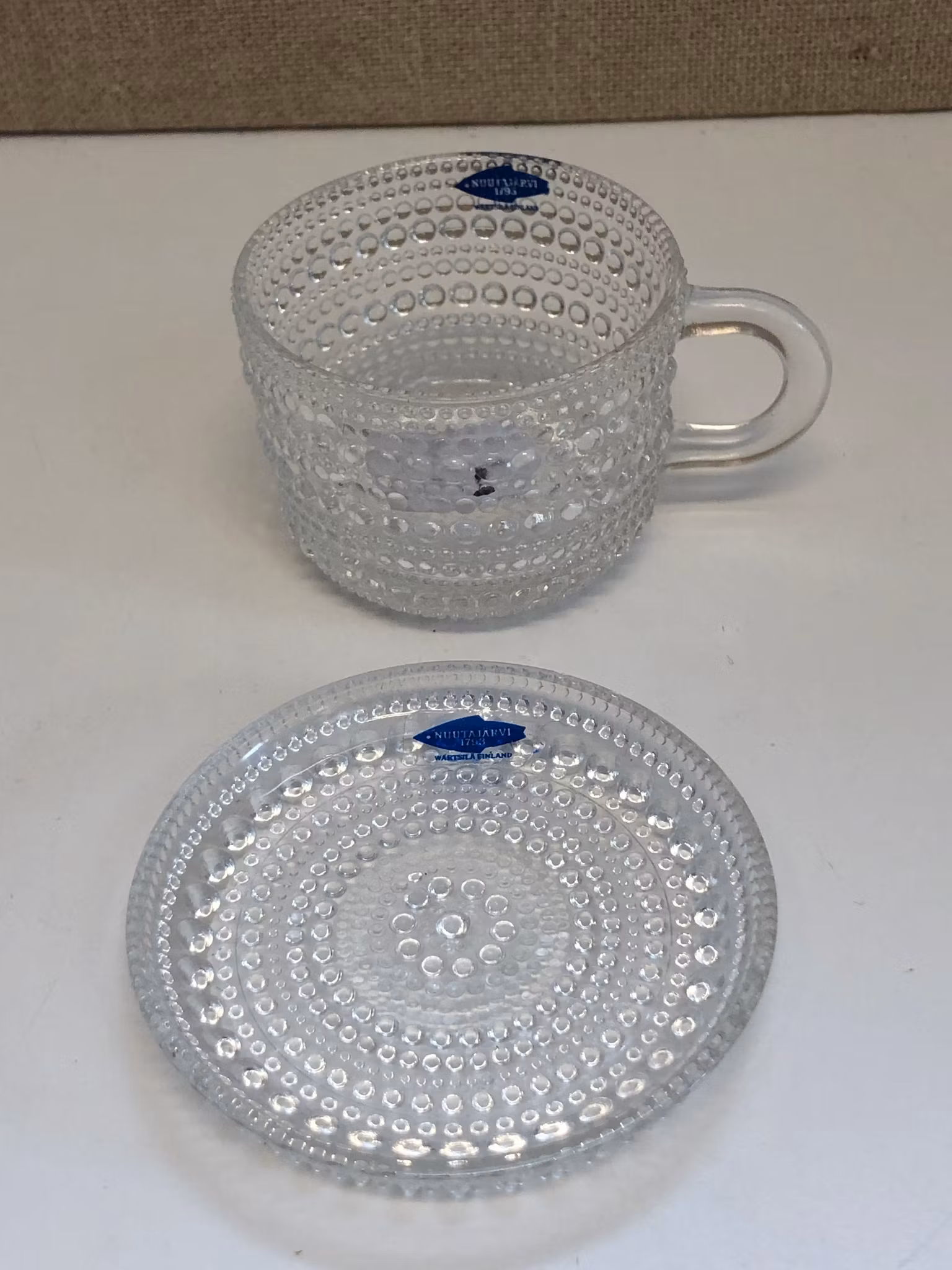 KOPP MED FAT, glas, " Kastehelmi", Nuutajärvi Notsjö, 1900-talets andra hälft.