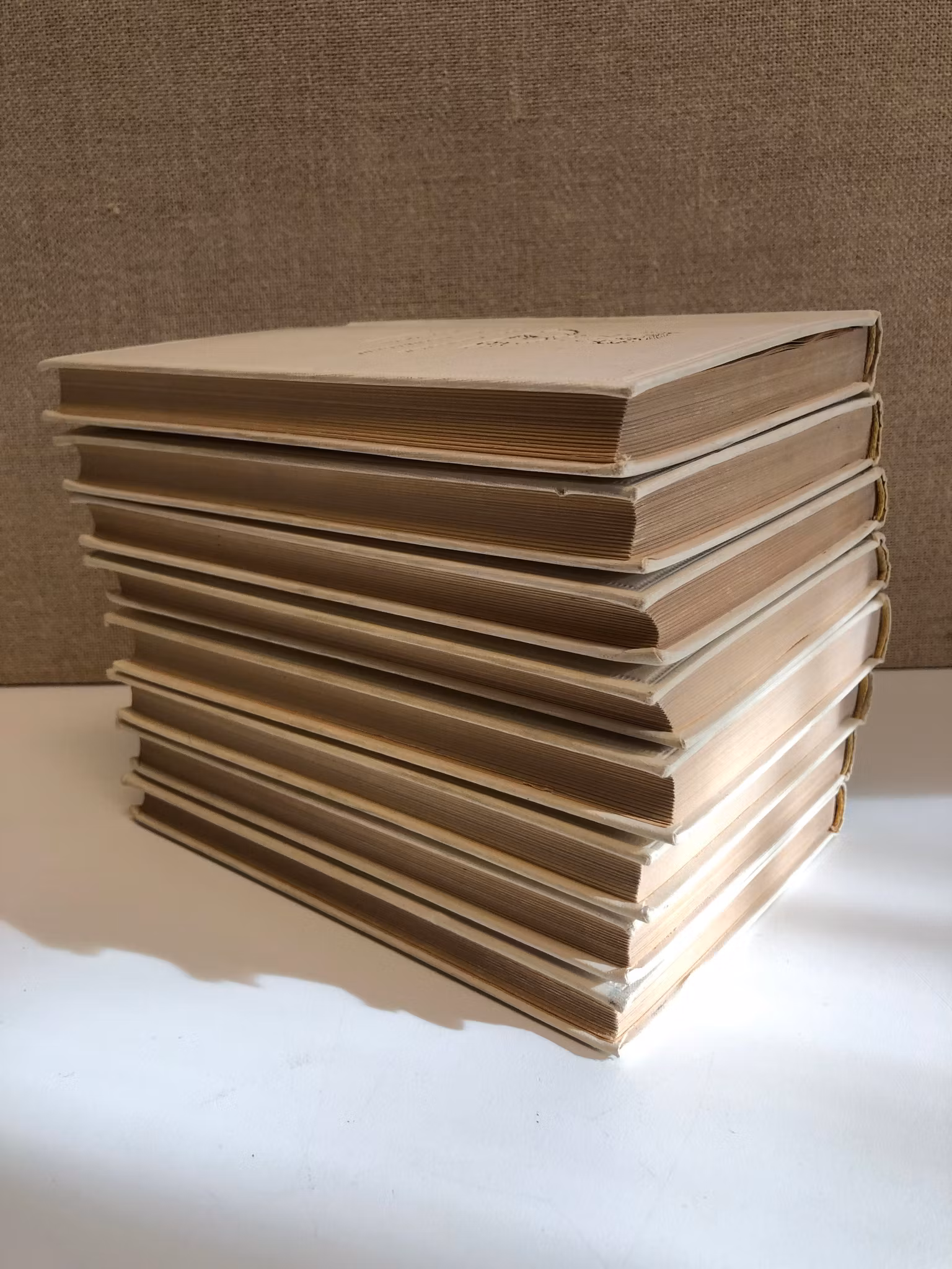 BOKBAND, 8 st. Svenska Litteraturens Pärlor, Åhlen & Holms boktryckeri, 1928.