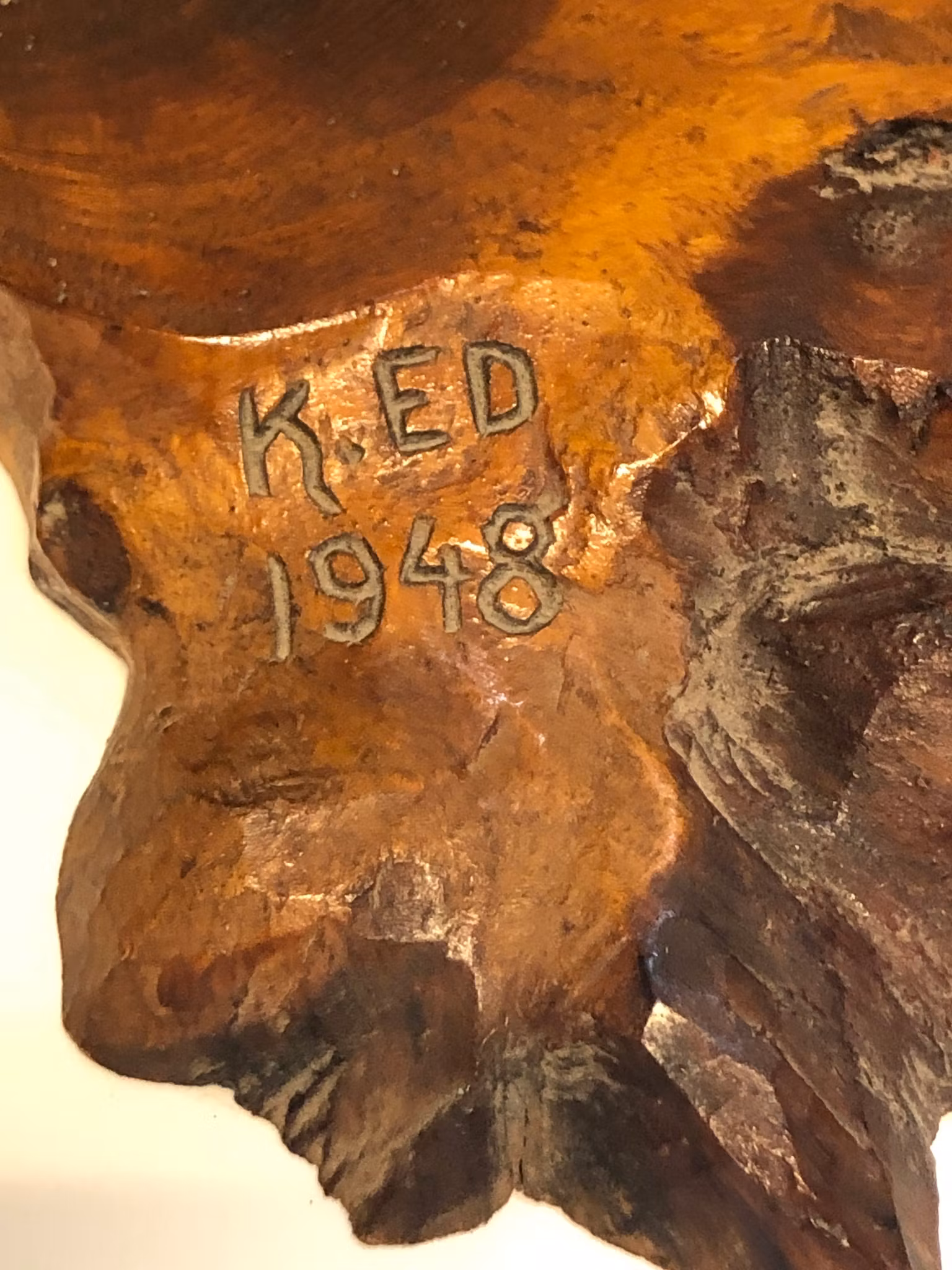 TRÄSKULPTUR, Cowboy, signerad K.E.D. samt daterad 1948.