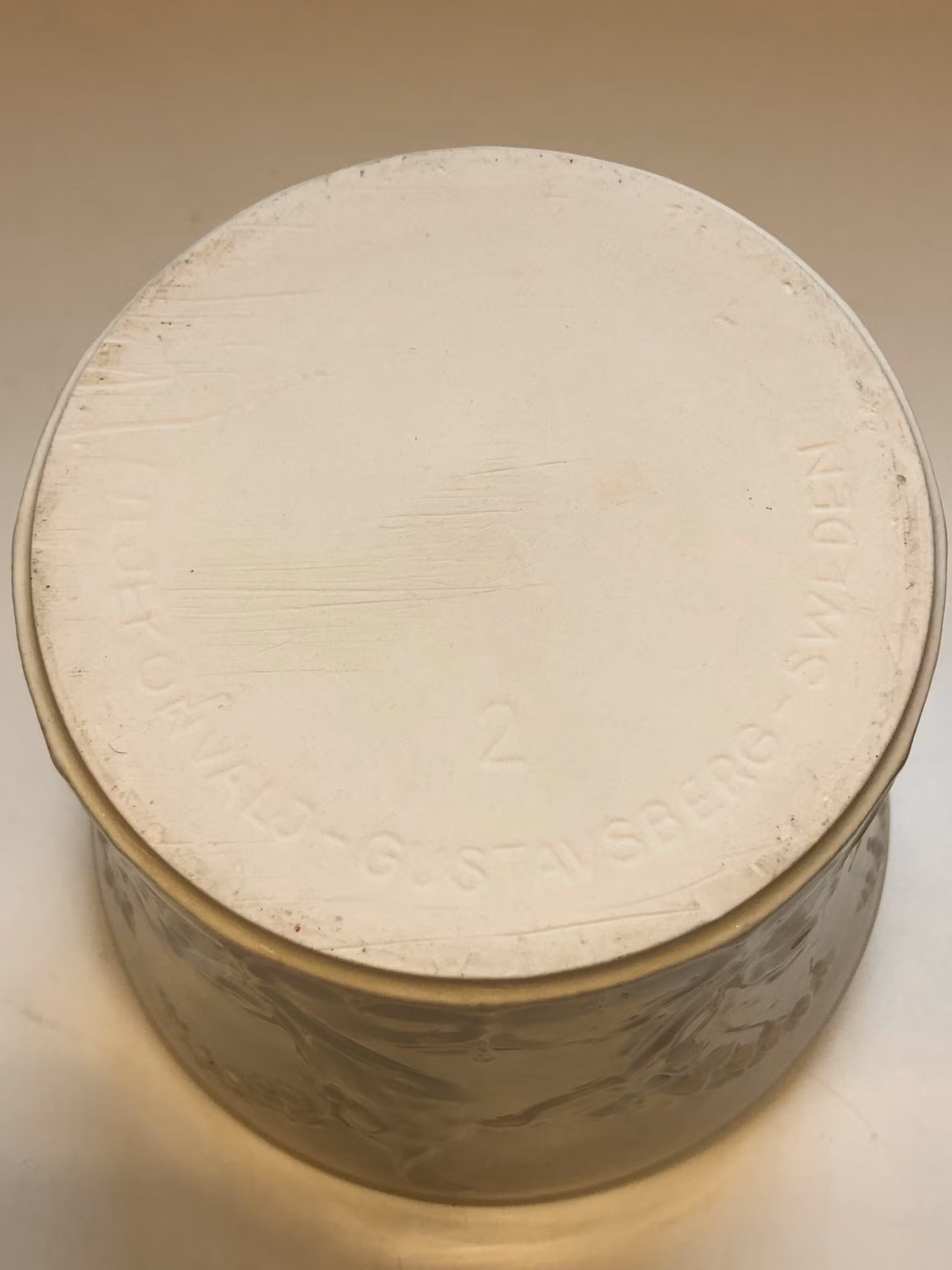 GUNNAR WENNEBERG. Ytterfoder, porslin, "Liljekonvalj",  nr 2, Gustavsberg.